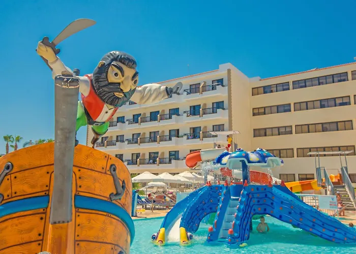 Anastasia Splash Residences 3* Pernera