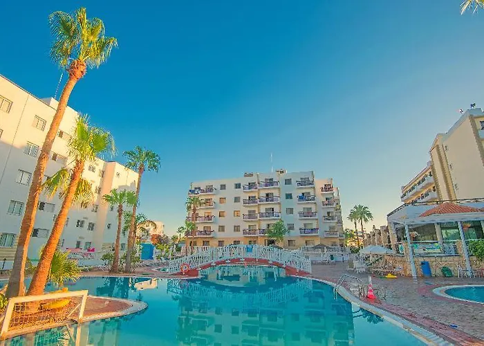 Apartmanhotel Anastasia Splash Residences 3*