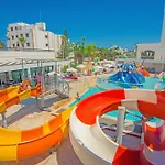 Anastasia Splash Residences Apartmanhotel Pernera
