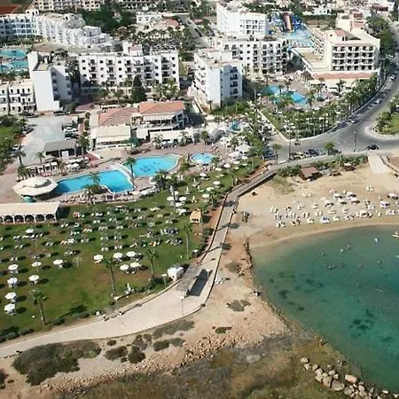 Anastasia Splash Residences 3*