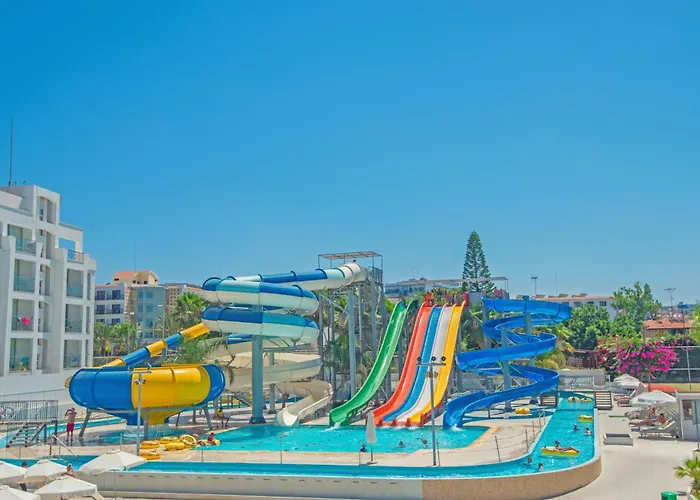 Anastasia Splash Residences Aparthotel