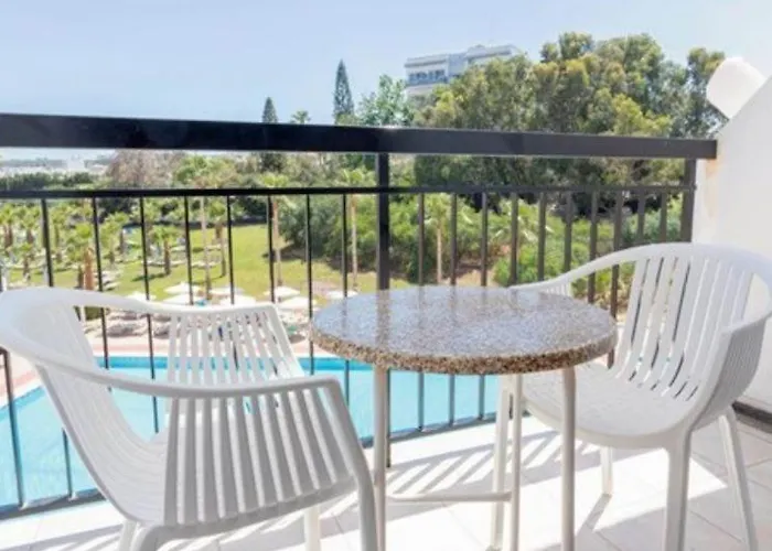 Anastasia Splash Residences 3*