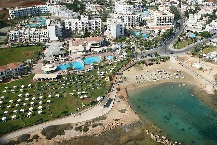 Anastasia Splash Residences 3*