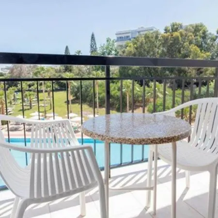 Anastasia Splash Residences 3*