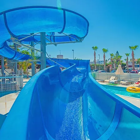 Anastasia Splash Residences Apart-hotel