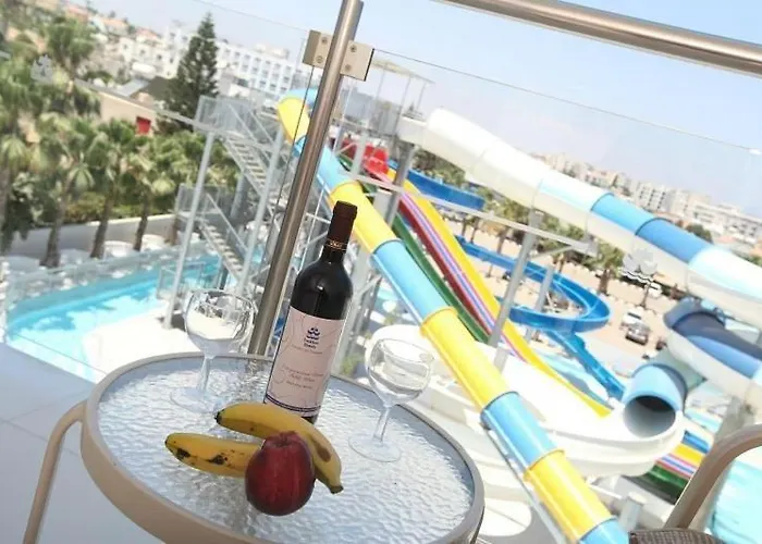 Anastasia Splash Residences Aparthotel Pernera