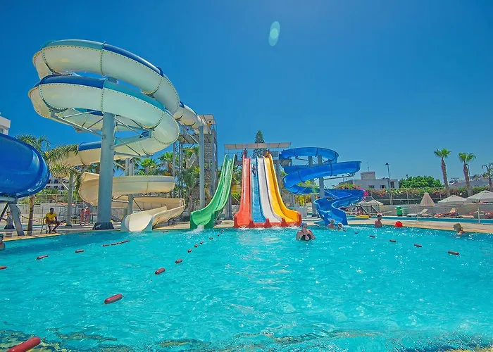 Ξενοδοχείο με διαμερίσματα Anastasia Splash Residences 3*